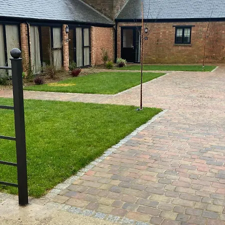 Tilly'S Stable Pattishall Exterior photo